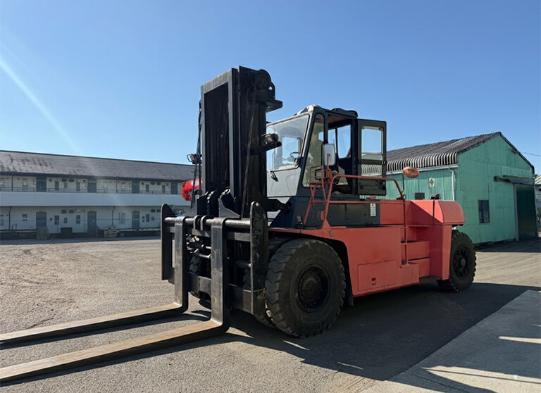 24t フォークリフト